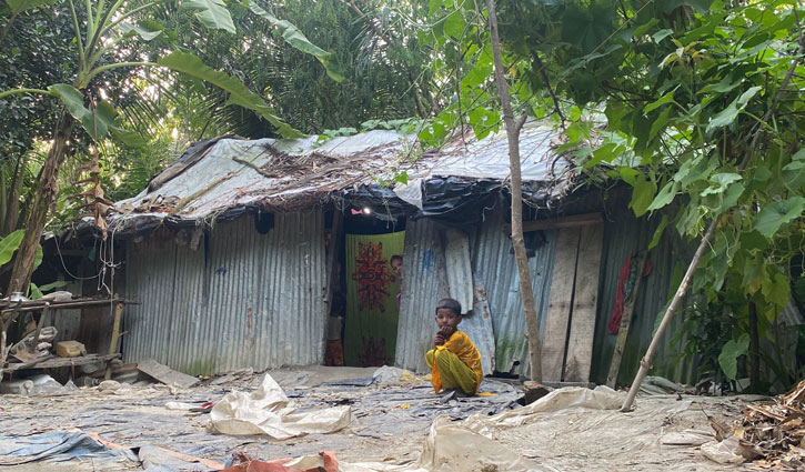 নাজিম উদ্দিন লজ্জায় কাউকে বাড়ির ঠিকানা দেন না