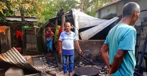 গোবিন্দগঞ্জে অগ্নিকান্ডে গবাদি পশুসহ বসতবাড়ি ভস্মীভূত 