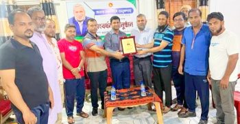 লাখাইয়ে মৎস্য কর্মকর্তা ইদ্রিছ তালুকদের বিদায় সংবর্ধনা দিল অফিসার্স ক্লাব