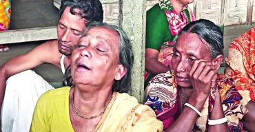 করতোয়ায় নৌকাডুবি, ২১ শিশুসহ মৃত বেড়ে ৬৮, উদ্ধারে সম্প্রীতির নজির