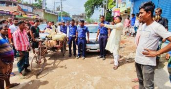 গোবিন্দগঞ্জে বিপুল পরিমাণ গাঁজা সহ আটক ১