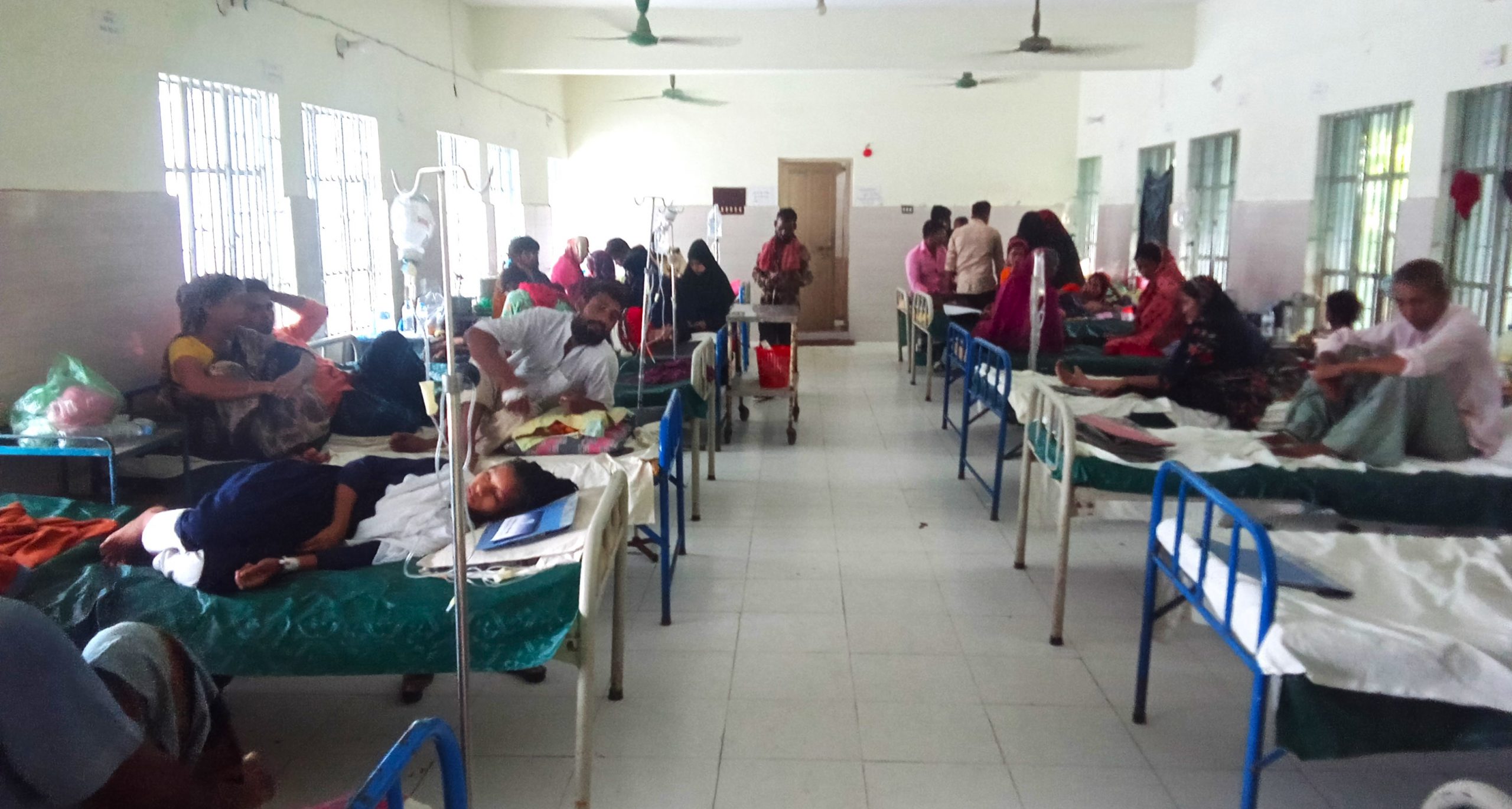 লাখাইয়ে ডায়রীয়ার পাদুর্ভাব নিম্নমানের খাবার পরিবেশনের অভিযোগ