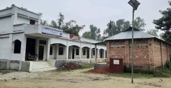 সাদুল্লাপুরের নব এমপিওভূক্ত কুঞ্জ মহিপুর দ্বি-মূখী বালিকা উচ্চ বিদ্যালয়ে শিক্ষার্থী উপস্থিতি শূন্য