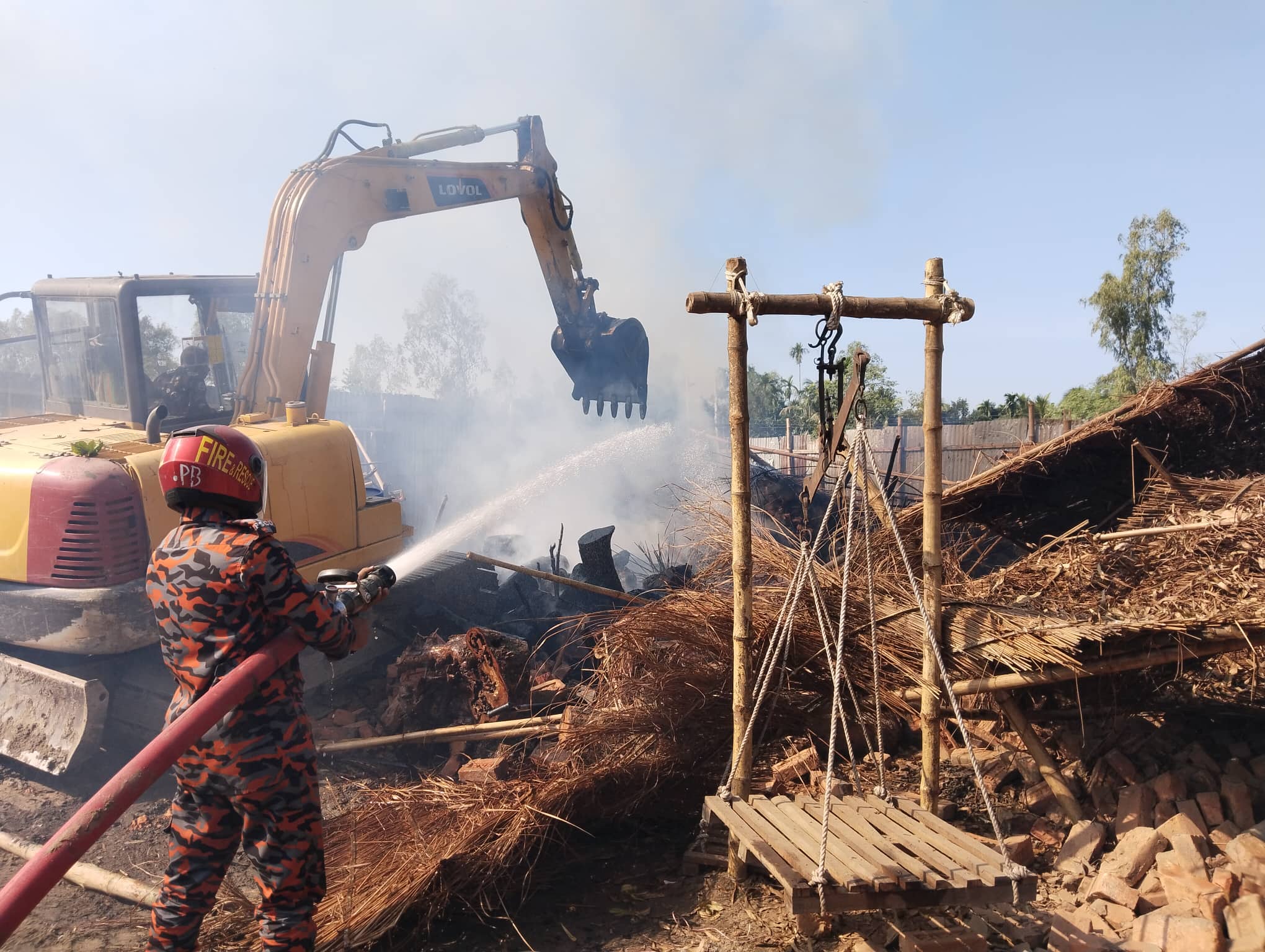 সংবাদ প্রকাশের পর পলাশবাড়ীতে কাঠ পুড়িয়ে কয়লা তৈরীর কারখানা গুড়িয়ে দিয়েছে প্রশাসন