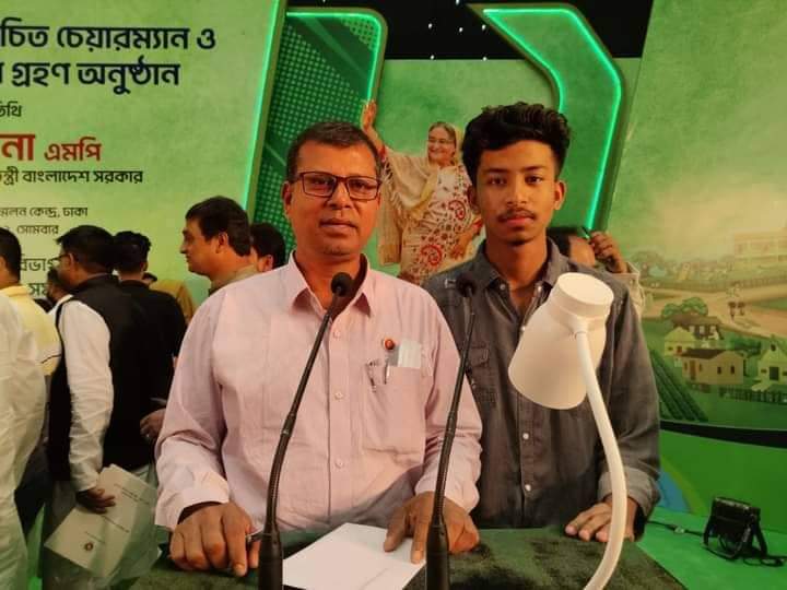 গাইবান্ধা জেলা পরিষদ নির্বাচনে ওয়ার্ড সদস্যের শপথ গ্রহণ