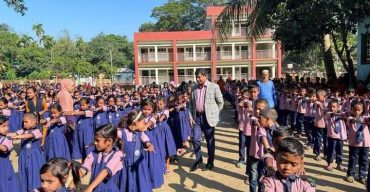 লাখাইয়ে বিদ্যালয় পরিদর্শন করলেন ইউএনও