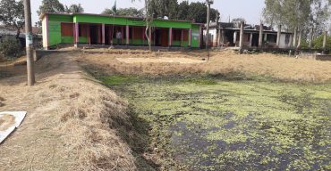 বাহুবলের মানিকপুর সরকারি প্রাথমিক বিদ্যালয়ে নেই খেলার মাঠ,সংগীত চর্চায় ব্যাঘাত