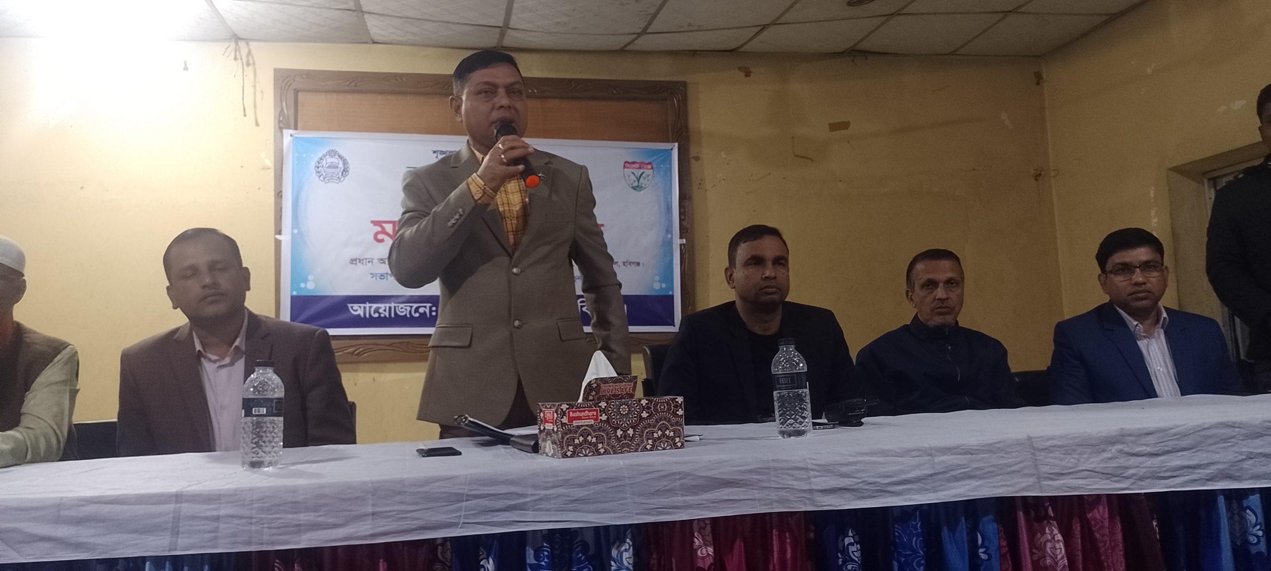 চুনারুঘাটে নবাগত সহকারী পুলিশ সুপারের সঙ্গে সাংবাদিকদের মতবিনিময় সভা 