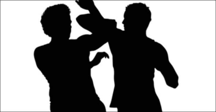 ফসলি জমির মাটি বিক্রি, বাধা প্রদান করায় কৃষককে মারপিট