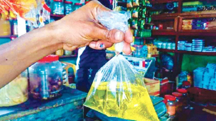 বছরের প্রথম দিনেই সয়াবিন তেলের দাম বাড়ল