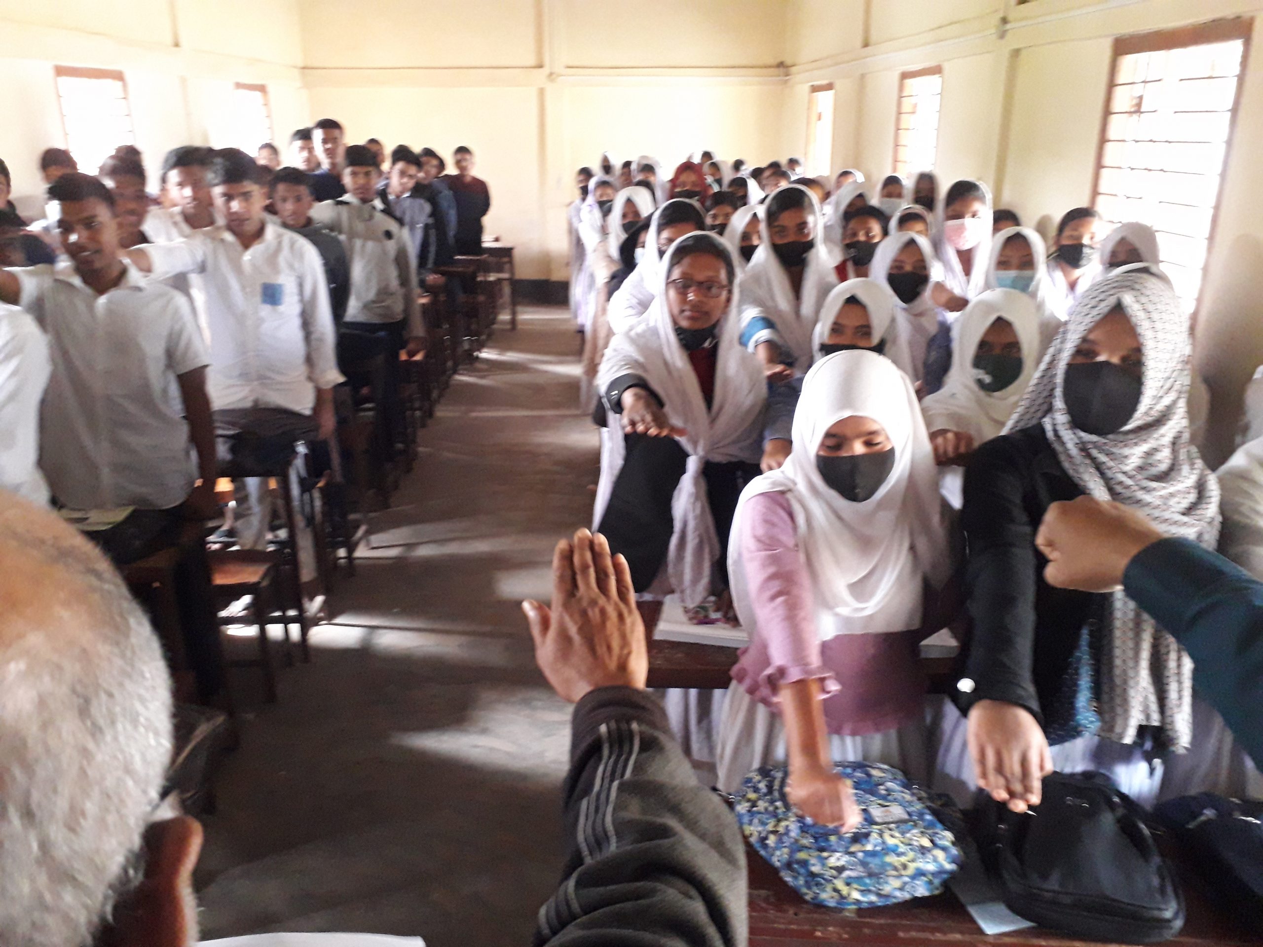 বাহুবলে জেলা মাদকদ্রব্য অধিদপ্তরের উদ্যোগে শ্রেণি বক্তৃতা অনুষ্ঠিত