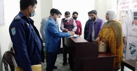 বোয়ালমারীতে তিন হাসপাতালে ভ্রাম্যমাণ আদালতের জরিমানা