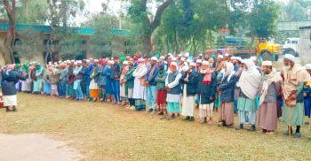 বাহুবলে সাংবাদিক আজিজুল হক সানু’র পিতার জানাযা সম্পন্ন