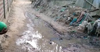 বাহুবলে সরকারি রাস্তায় প্রতিবন্ধকতার ঘটনায় এলাকাবাসীর ক্ষোভ