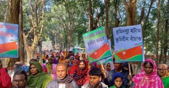 বেড়ায় ভূমিহীনদের মাঝে খাস জমি বন্দোবস্তের দাবী