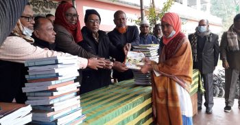 পলাশবাড়ীতে শিক্ষার্থীদের হাতে বিনা মূল্যে বই বিতরণ
