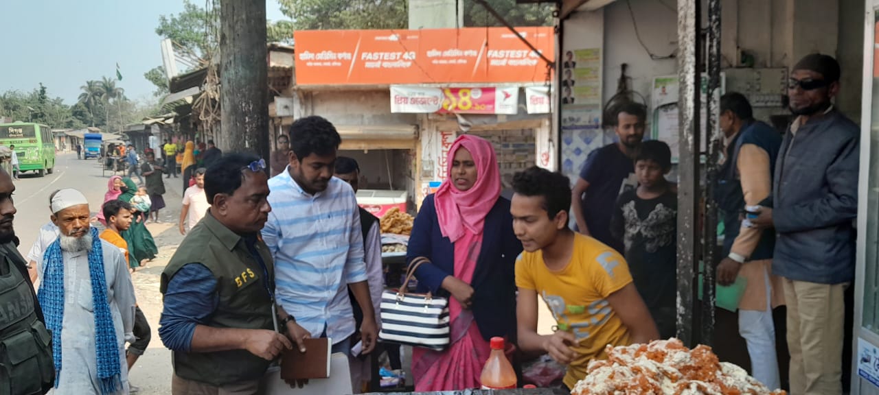 লাখাইয়ে ভ্রাম্যমাণ আদালতে শাহজালাল ও হাজী সুইটমিটকে জরিমানা