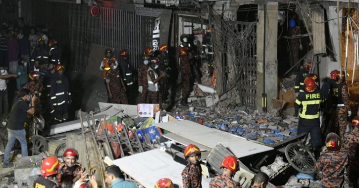 গুলিস্তানে বিস্ফোরণে দুই নারীসহ নিহত ১৫