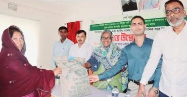 গাইবান্ধায় পাট ও ধান বীজসহ সার বিতরণের উদ্বোধন