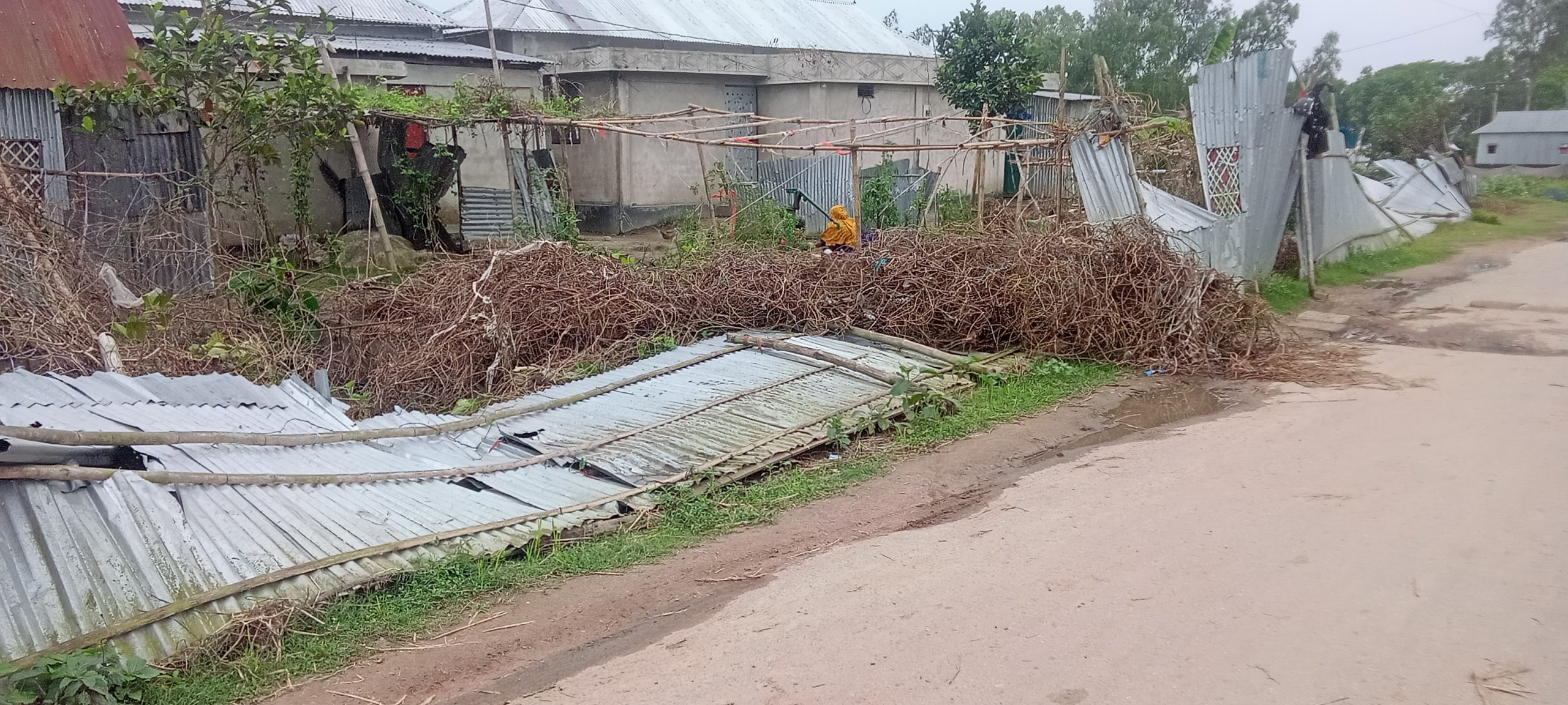 লাখাইয়ে পুলিশ এ্যাসল্ট মামলায় পুরুষ শূন্য লক্ষীপুর