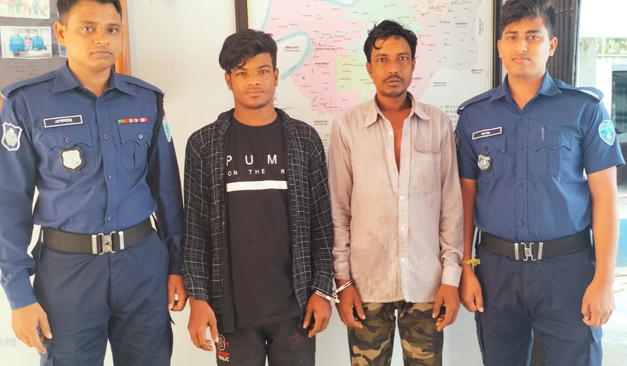 লাখাইয়ে পুলিশের অভিযানে পলাতক ২ আসামী গ্রেপ্তার