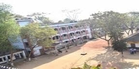 পঞ্চখন্ড হরগোবিন্দ সরকারি উচ্চ বিদ্যালয়ের ভবন ভেঙে ফেলার প্রতিবাদ