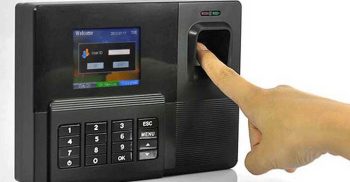 পলাশবাড়ীতে বায়োমেট্রিক হাজিরা মেশিন কাজে আসেনি