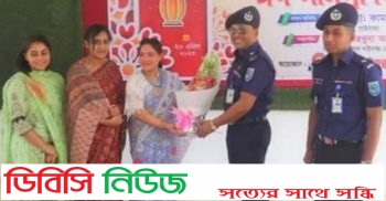 গাইবান্ধায় গরীব অসহায়দের মাঝে পুলিশ নারী কল্যান সমিতির ঈদ সামগ্রী বিতরণ