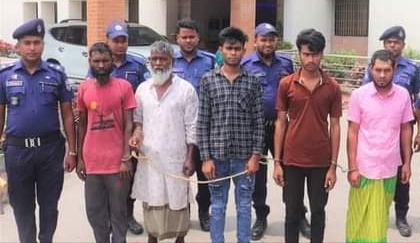 গাইবান্ধায় অটোভ্যান চালক হত্যা মামলার রহস্য উদঘাটন গ্রেফতার ৫