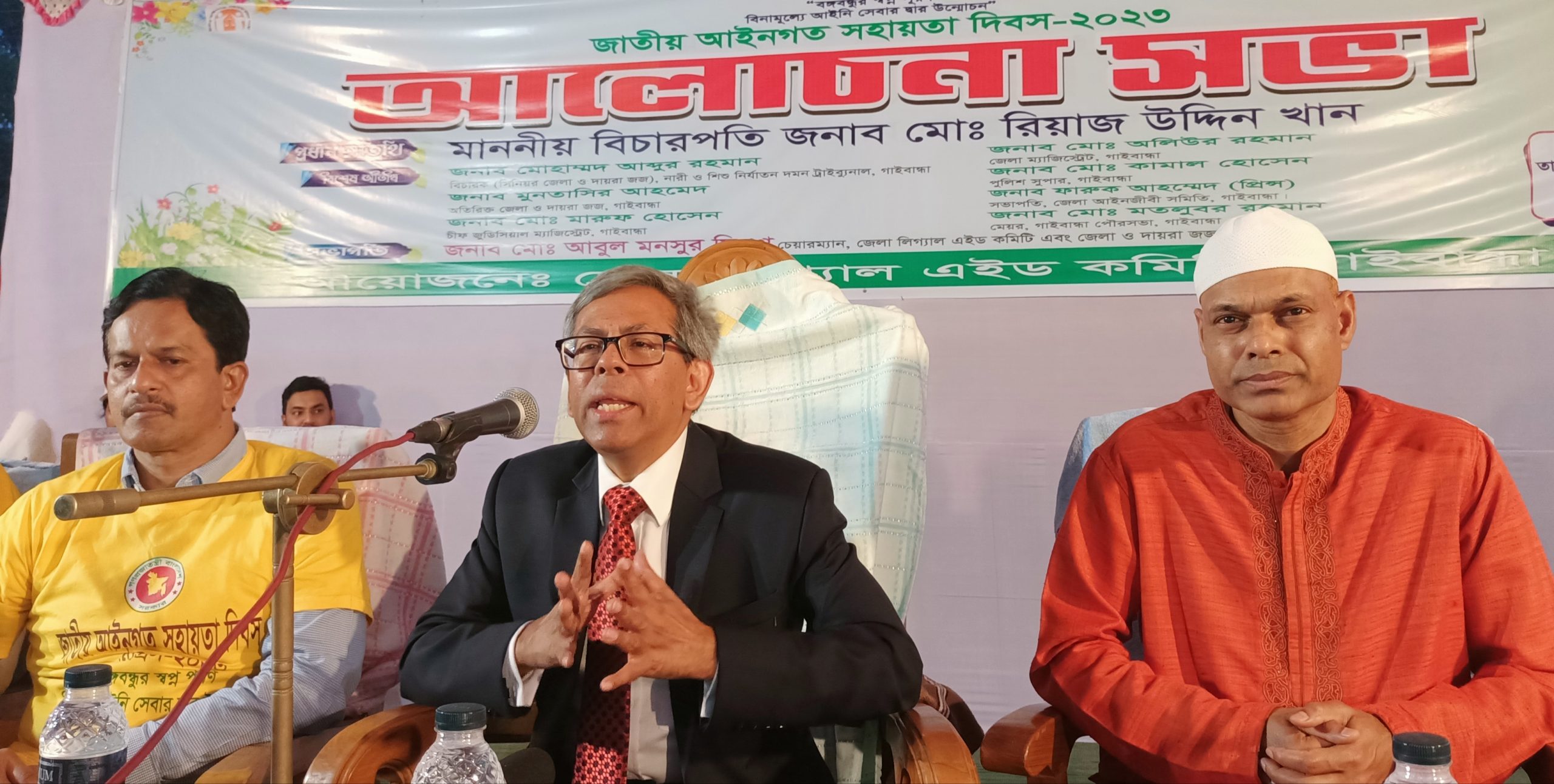 ভাল পরামর্শের অভাবে মামলা ও আদালতের বারান্দায় ঘোরাঘুরি বাড়ছে-বিচারপতি রিয়াজ উদ্দিন খান