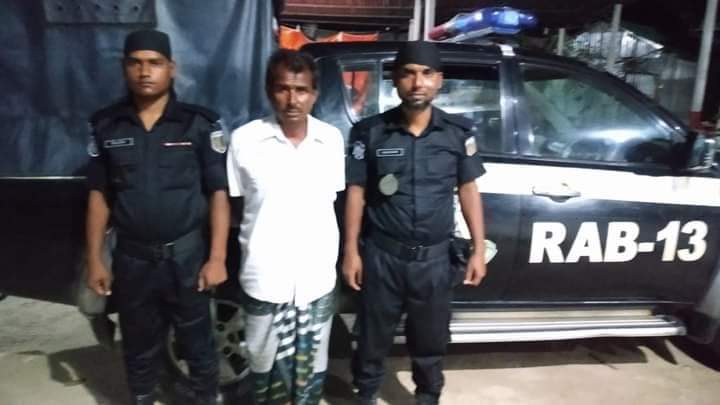 সুন্দরগঞ্জে ৬৭ বোতল বিদেশী মদসহ গ্রেফতার ১