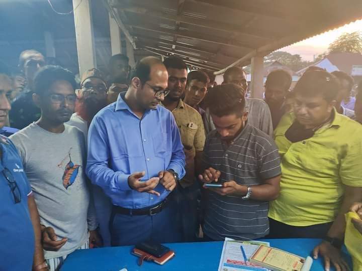 পলাশবাড়ীতে হাটে অতিরিক্ত টোল আদায়ের অভিযোগে জরিমানা ভ্রাম্যমাণ আদালতে 