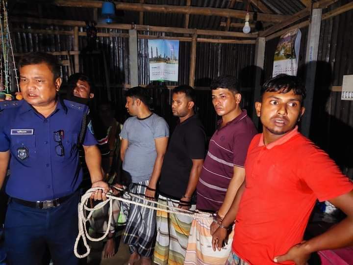 গোবিন্দগঞ্জে জমি নিয়ে সংঘর্ষে নিহত ১ নারীসহ আটক ১০