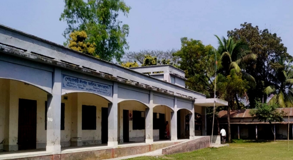 গোবিন্দগঞ্জে শোলাগাড়ী ঈদগাহ আলিম মাদরাসার অধ্যক্ষের অনিয়ম-দুর্ণীতির রাজত্ব