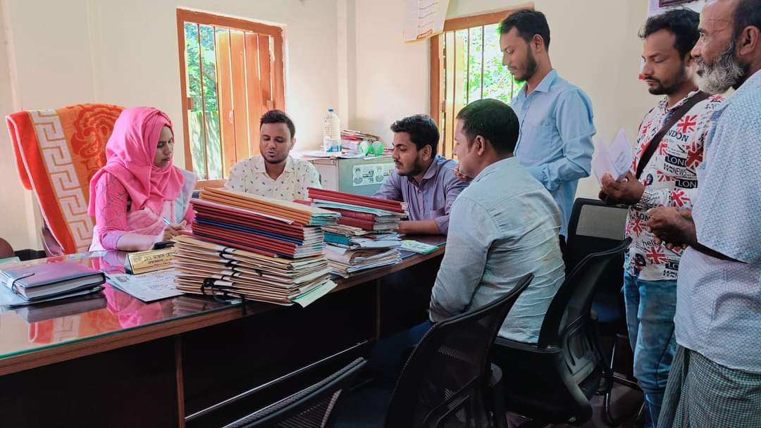 লাখাইয়ে বামৈ ইউনিয়ন পরিষদ পরিদর্শন করলেন ইউএনও