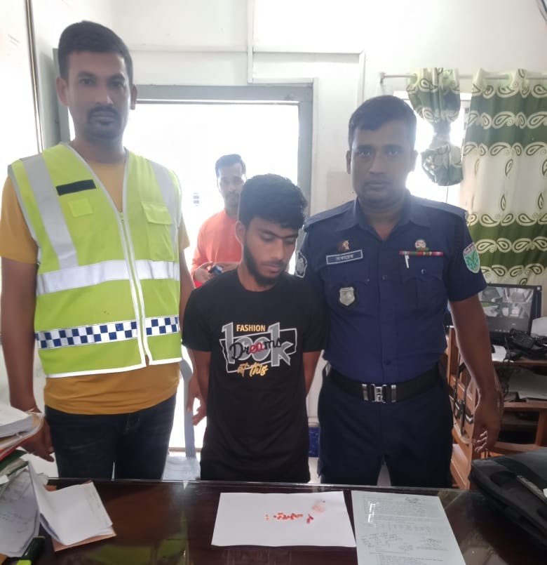 লাখাইয়ে পুলিশের অভিযানে ইয়াবা সহ এক কারবারি আটক