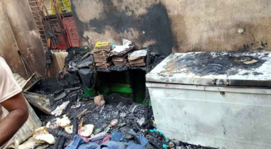 গাইবান্ধায় অগ্নিকাণ্ডে বাড়ি দোকান ঘর ভস্মিভুত প্রায় ৩০ লক্ষাধিক টাকার ক্ষতিসাধন