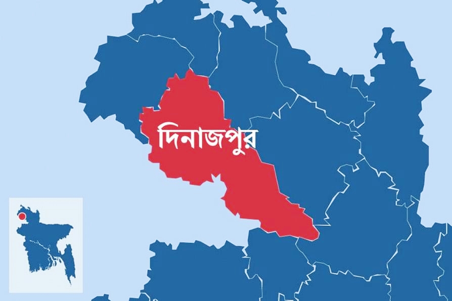 ঘোড়াঘাটে দাড়িয়ে থাকা ট্রাকের পেছনে বাসের ধাক্কা নিহত ৫