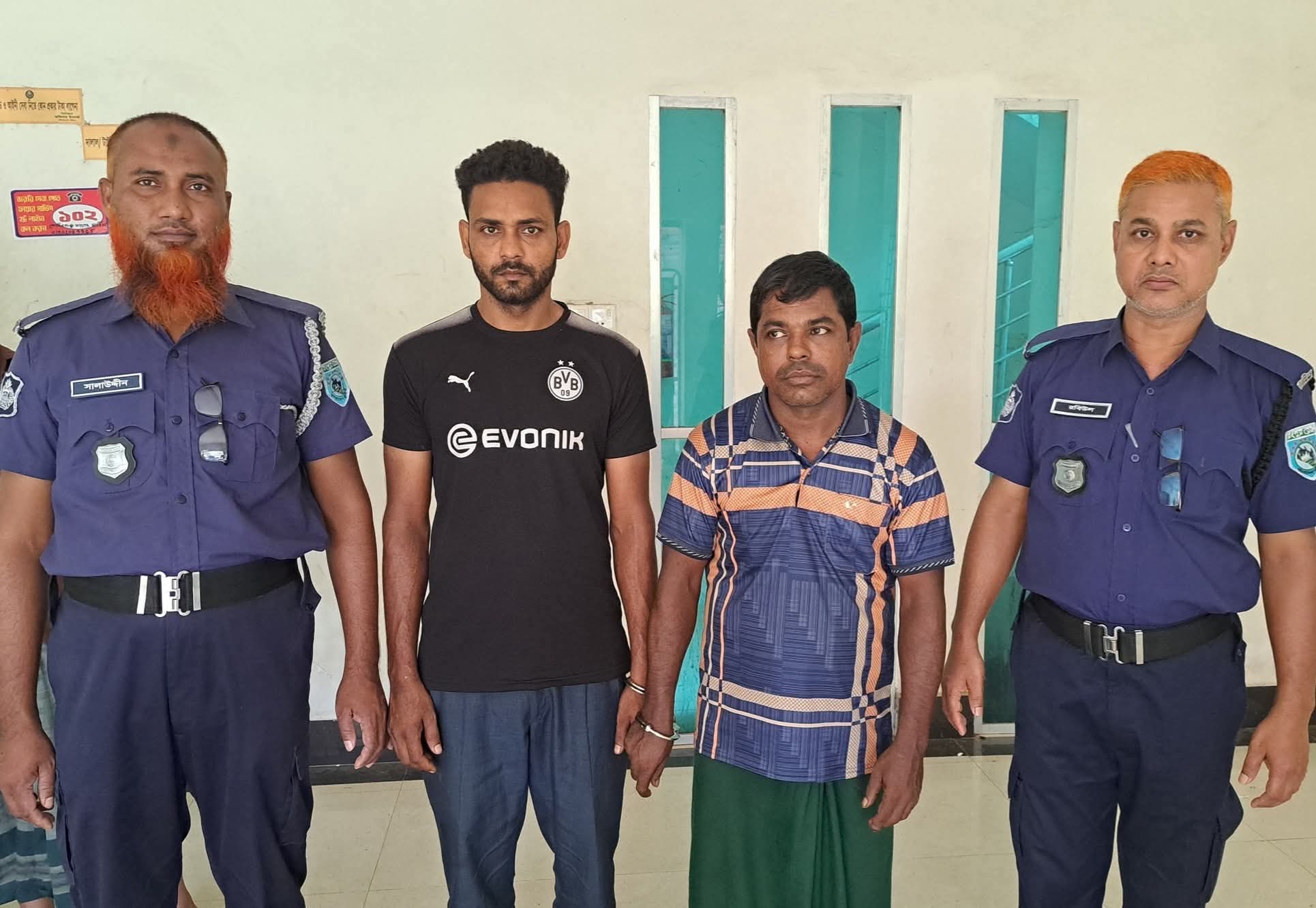 গোবিন্দগঞ্জে আন্তঃজেলা ইজিবাইক ছিনতাই  চক্রের ২সদস্য গ্রেফতার