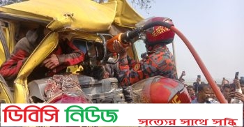 ফরিদপুরে বাস ও ট্রাকের মুখোমুখি সংঘর্ষে নিহত – ২